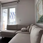 Cozynest Apartments